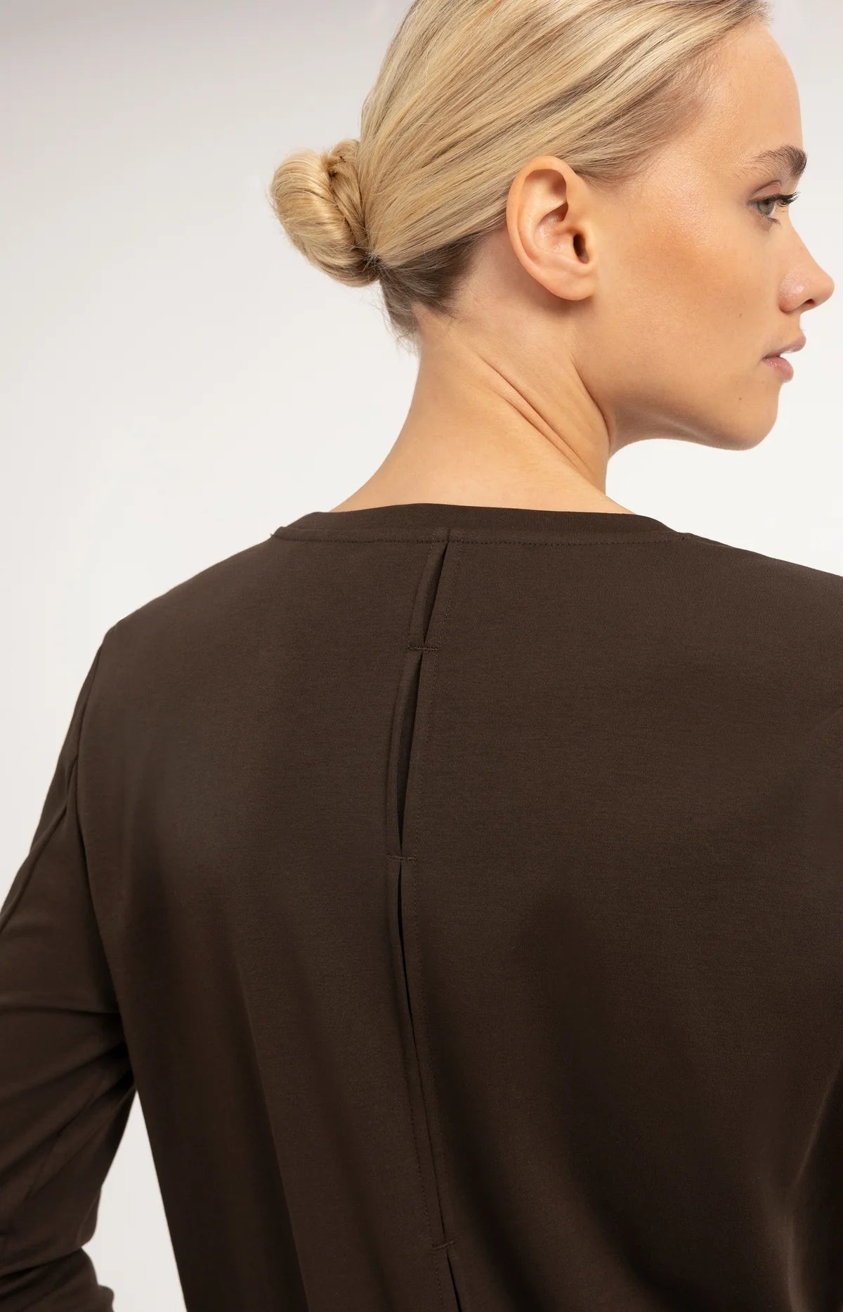 Langarmshirt mit Spitzenbündchen – Dunkelbraun