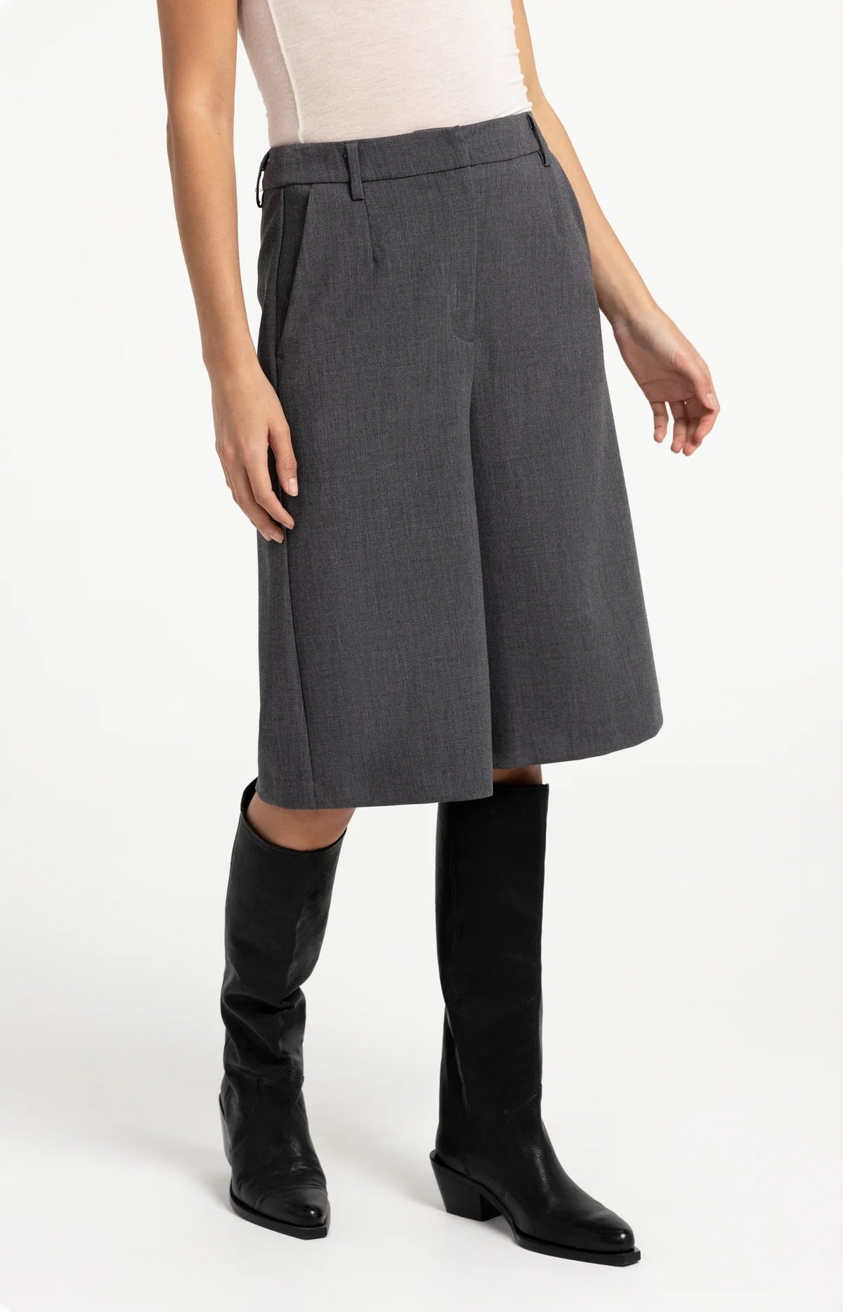 YAYA Bermuda Shorts mit weitem Bein – Grau Melange