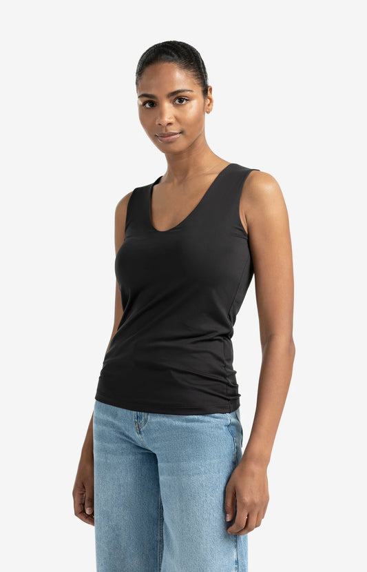 YAYA Basic Singlet mit V-Ausschnitt - Schwarz