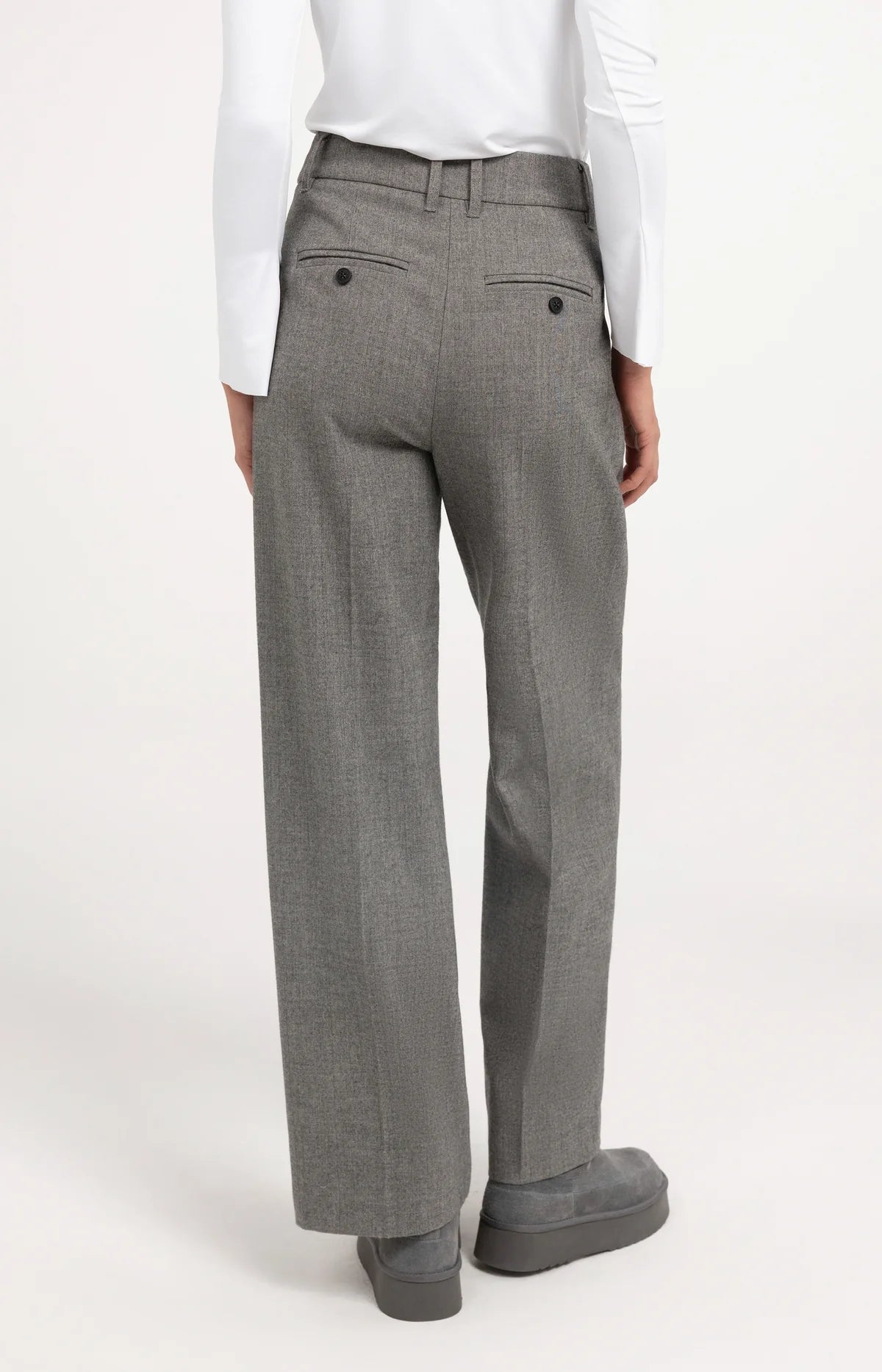 Stoffhose mit weitem Bein und hohem Bund – Grau