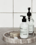 Bild in Galerie-Betrachter laden, MERAKI Hand soap - Silky Mist - 490ml Pumpflasche
