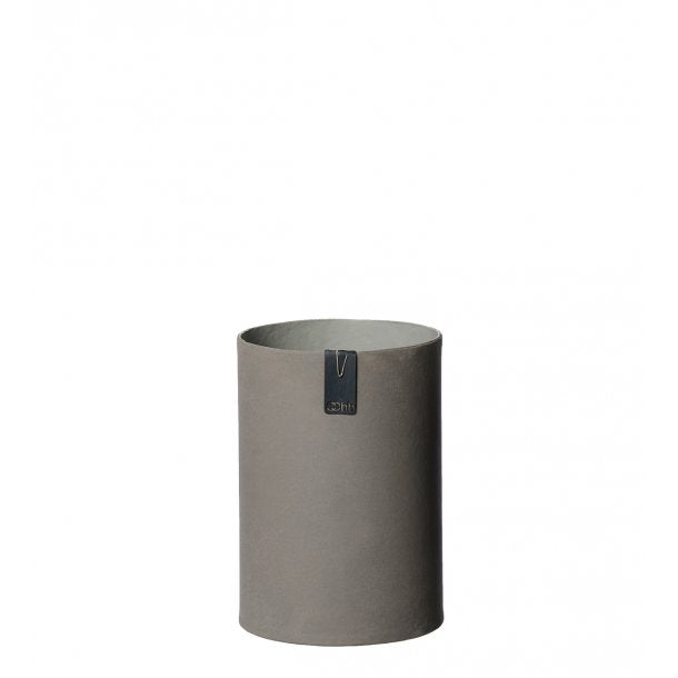 Tokyo Vase cement finish Taupe D11,5 x H19 cm